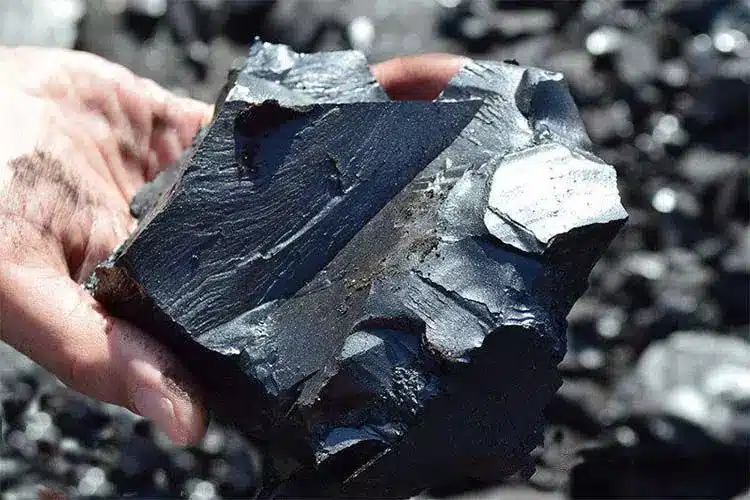 The Difference Between Petroleum Bitumen and Natural Bitumen