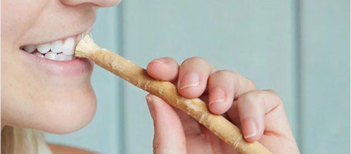 از چوب مسواک ( سواک چوب اراک) تا نمک حمام؛ محصولات طبیعی برای سبک زندگی سالم در کارنیکا استور